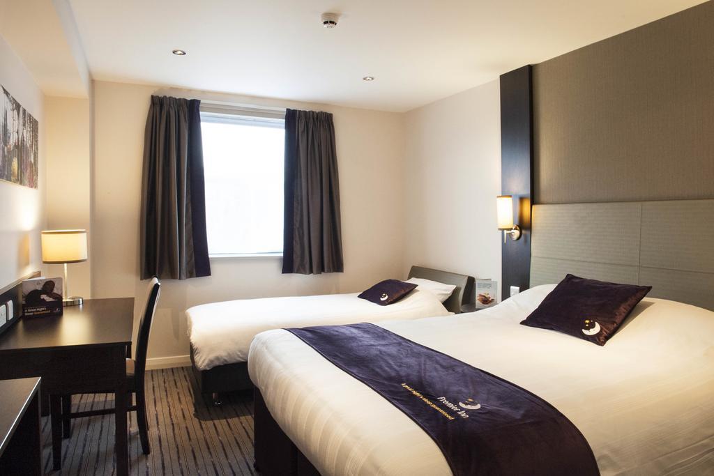 Premier Inn Harlow Pokoj fotografie