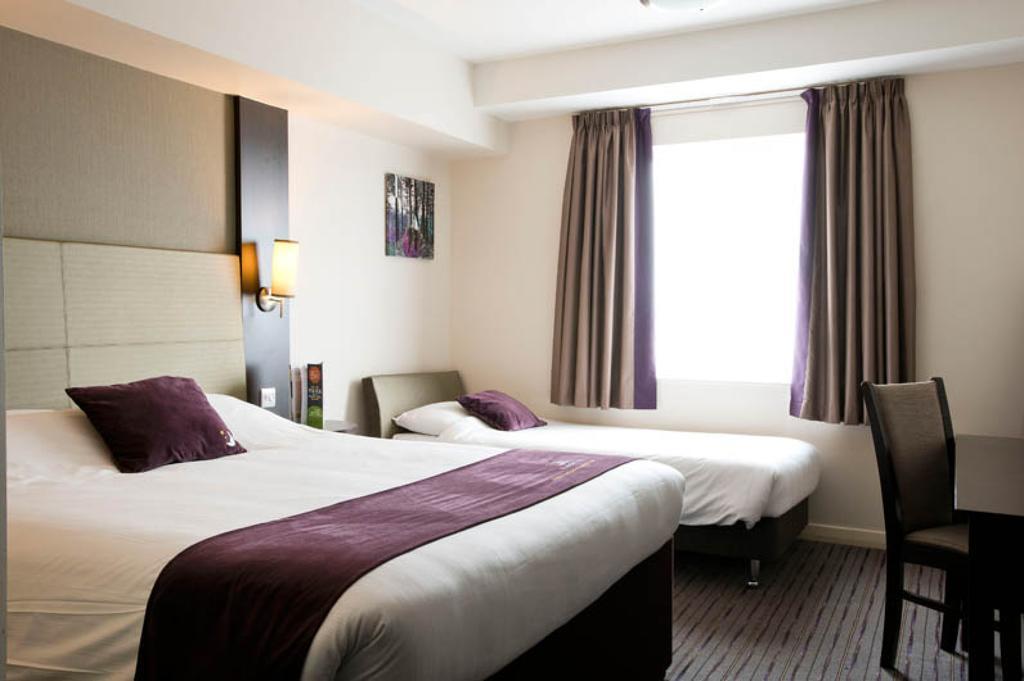 Premier Inn Harlow Pokoj fotografie